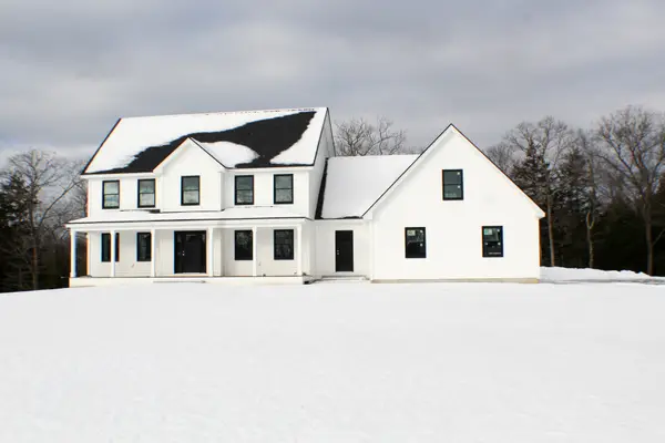 27 Tyler Avenue, Epsom, NH 03234