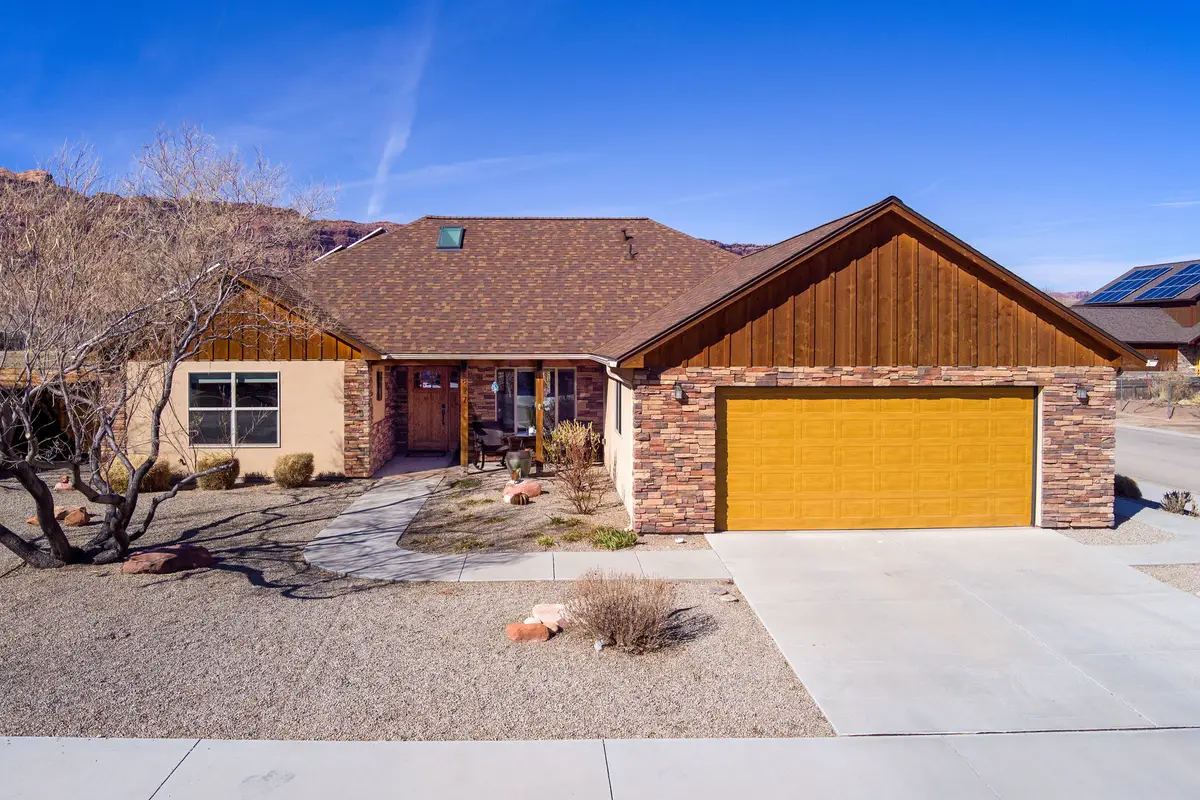 827 N Palisade Dr, Moab, UT 84532 - #1