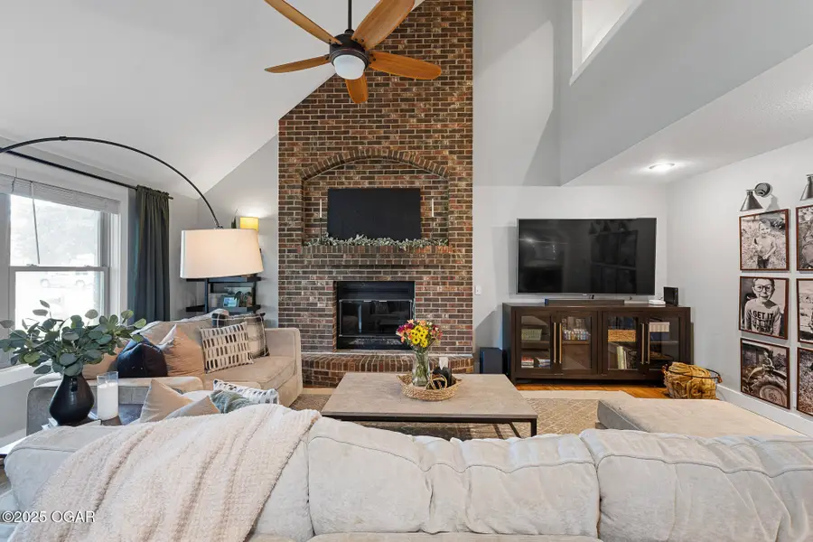 3502 Hackberry Lane, Joplin, MO 64801 - Image #2