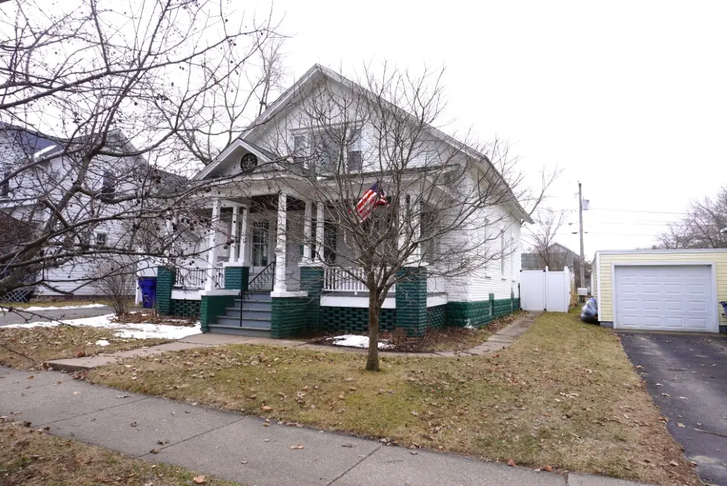 605 W 2nd St, Merrill, WI 54452 - #1