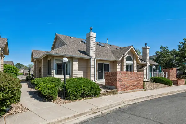 2166 S Troy Way, Aurora, CO 80014