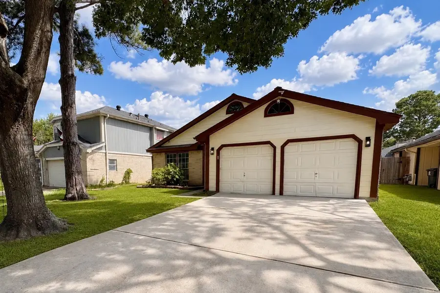 11746 Plumbrook Drive, Houston, TX 77099 - #2
