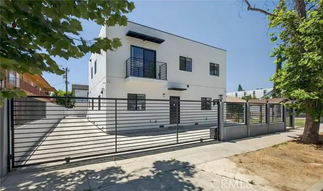 14732 Gilmore St #1, Van Nuys, CA 91411 - #1