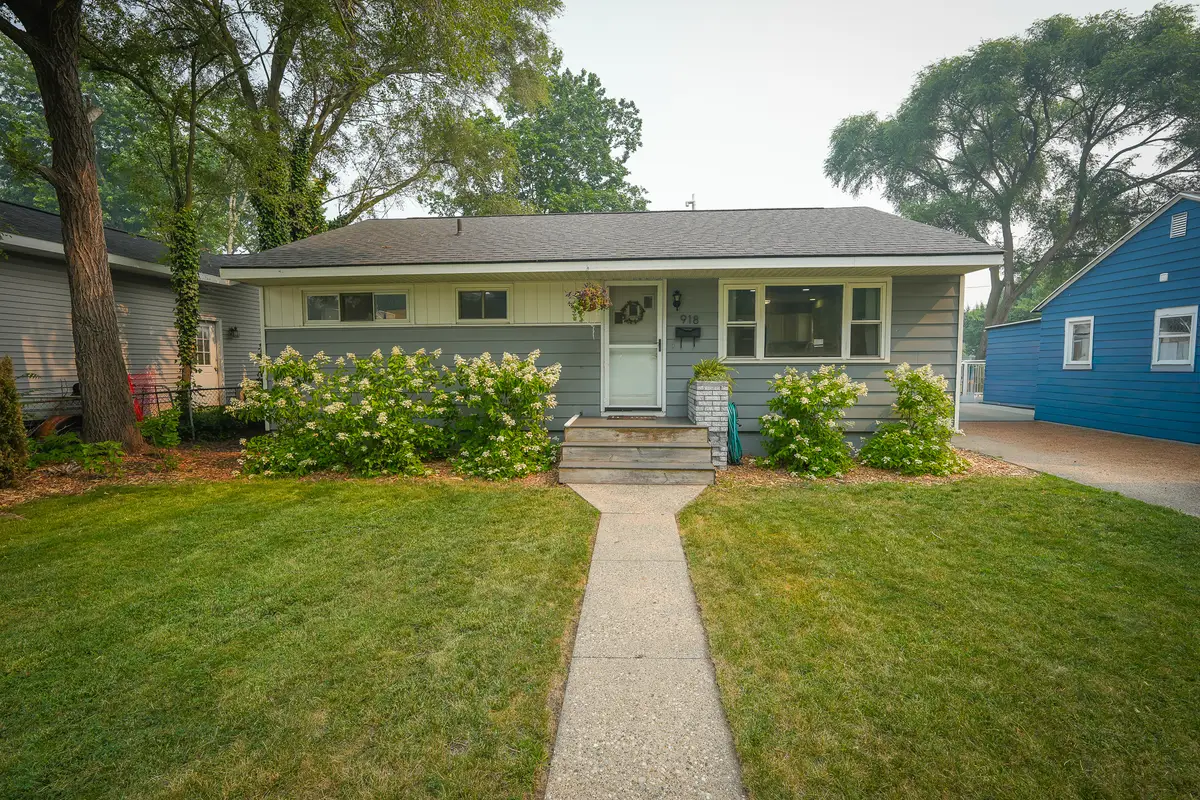 918 Post Road, Muskegon, MI 49441 - #1