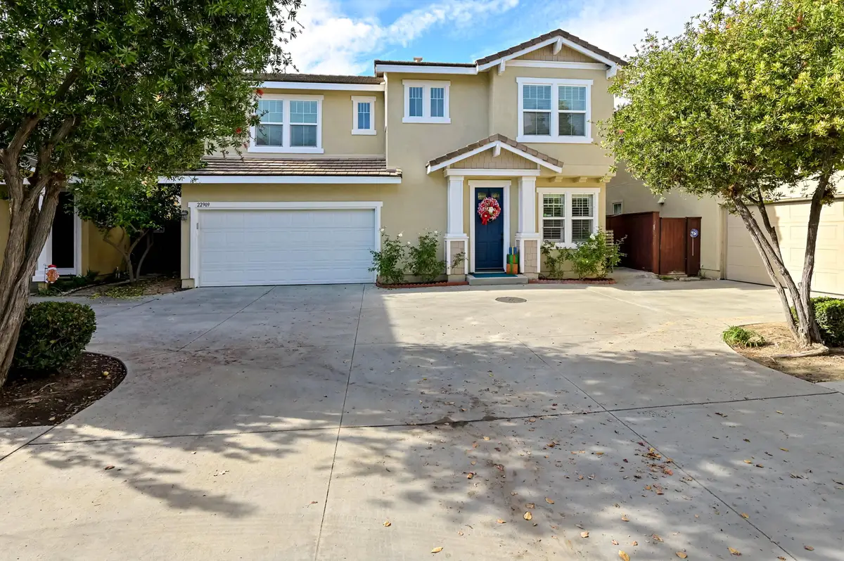 22909 Serra Drive, Carson, CA 90745 - Image #1