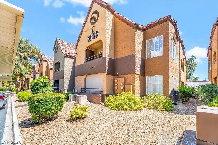 2200 S Fort Apache Road #2044, Las Vegas, NV 89117 - #2