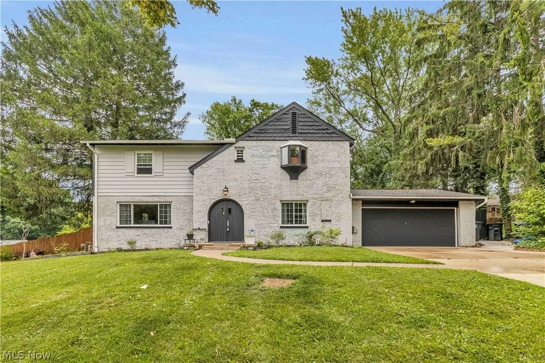 607 Castle Boulevard, Akron, OH 44313 - #1