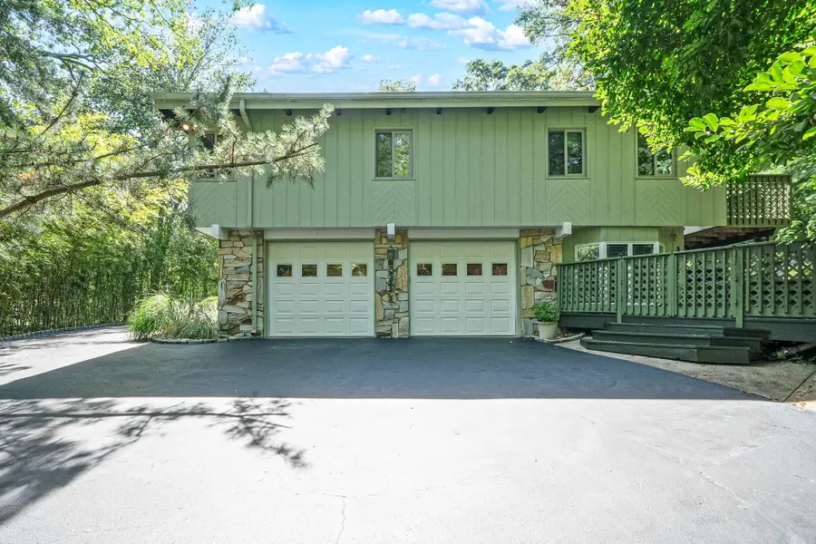 Address Withheld By Seller, Smithtown, NY 11787 - #3
