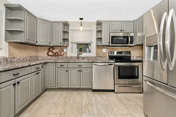 42 Mokema Ave, Waltham, MA 02451