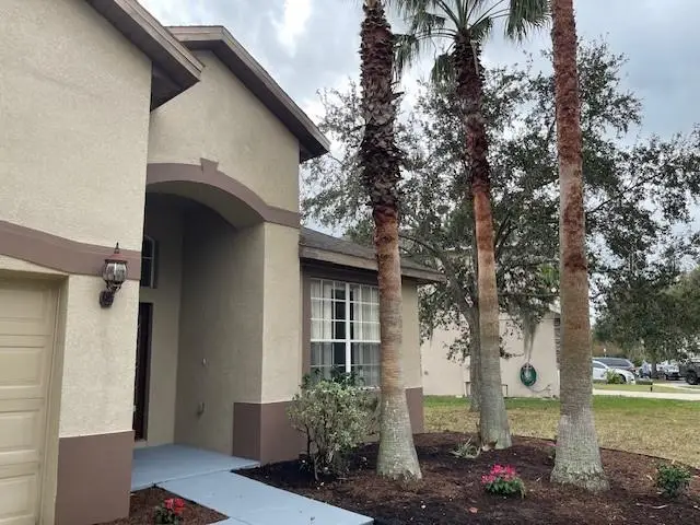 9121 Edenshire Circle, Orlando, FL 32836 - Image #2