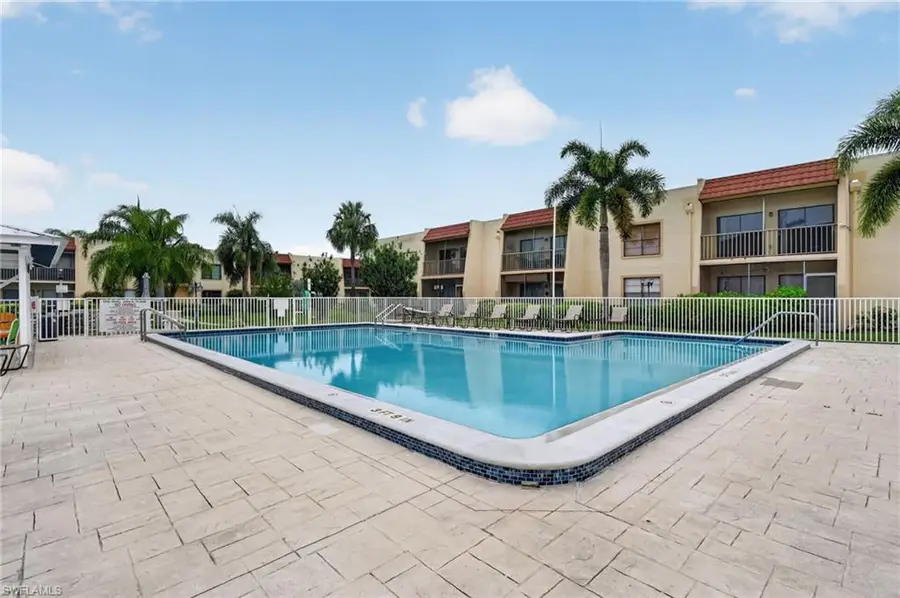 12481 Mcgregor Boulevard #17, Fort Myers, FL 33919 - #2