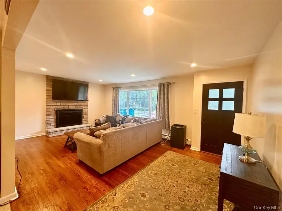 19 Closs Drive, Rhinebeck, NY 12572 - #3