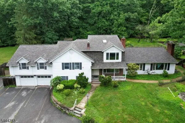 105 Ricker Drive, Ringwood, NJ 07456
