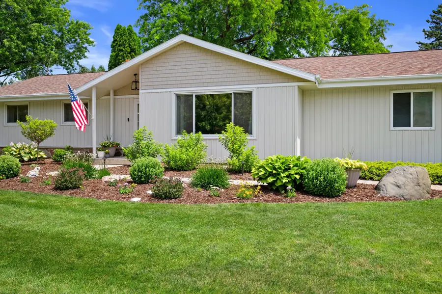 1420 Mount Ln, Richfield, WI 53033 - #2