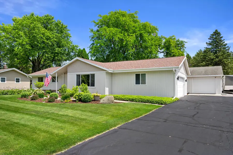 1420 Mount Ln, Richfield, WI 53033 - #3