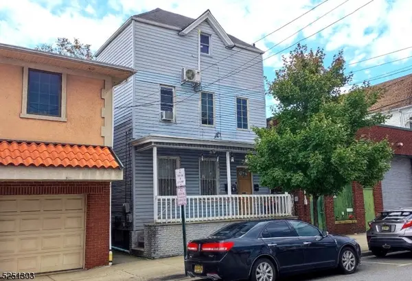 6 6th St #2, Harrison Town, NJ 07029