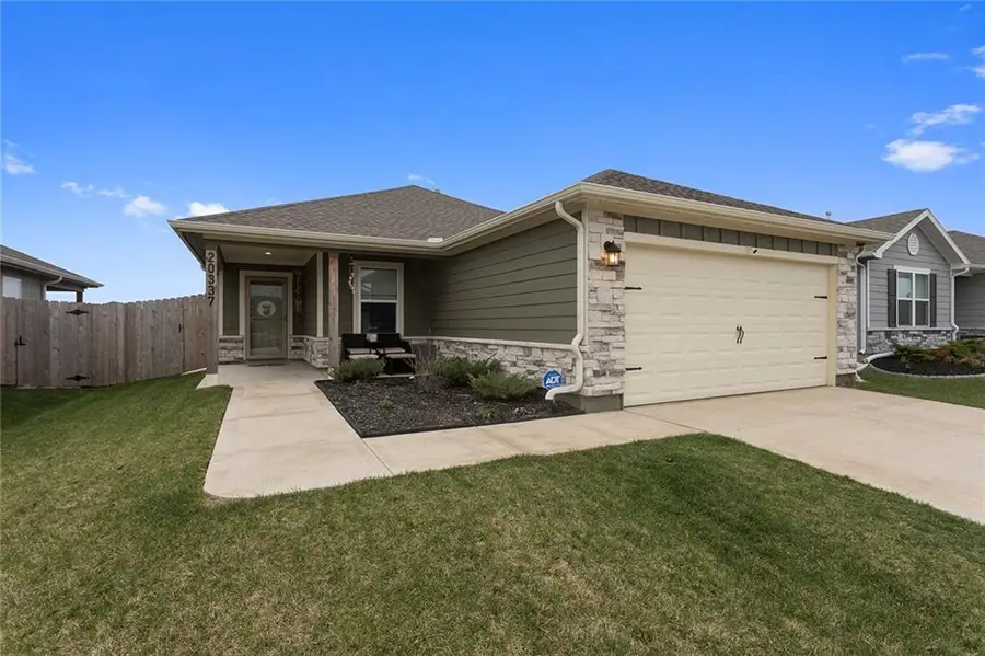 20337 W 193rd Terrace, Spring Hill, KS 66083 - #3