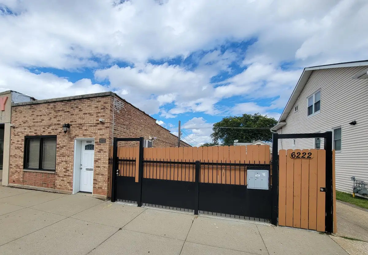 6222 W Addison Street , 2, Chicago, IL 60634 - #1