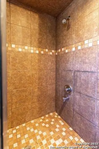 340 Skyview Dr, Ingram, TX 78025 - #2