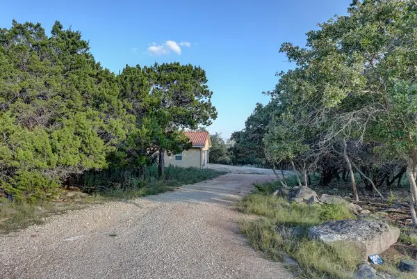 203 Rim Rock Circle W, Hunt, TX 78024