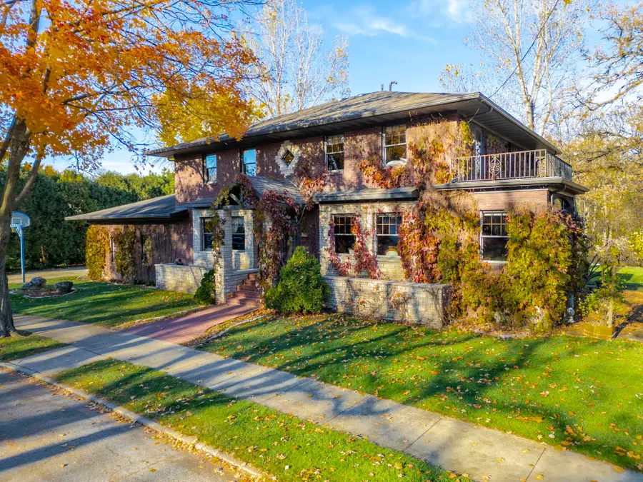 125 N Crescent Dr, Mason City, IA 50401 - Image #3