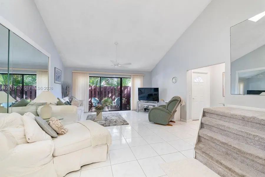 462 SE 14th Street, Dania Beach, FL 33004 - #2
