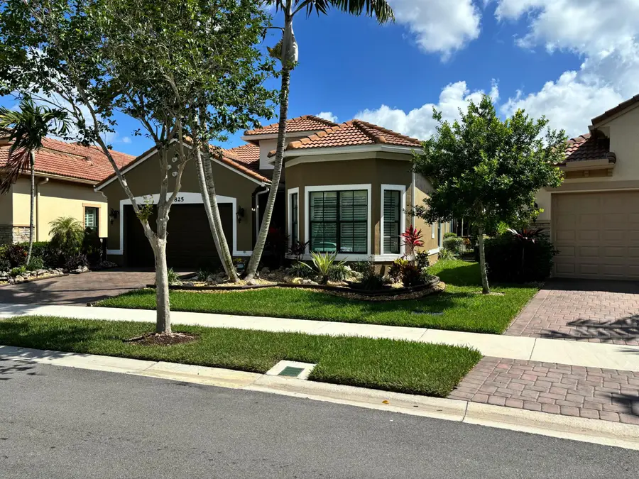 11825 N Kalmar Cir Circle N, Parkland, FL 33076 - #2