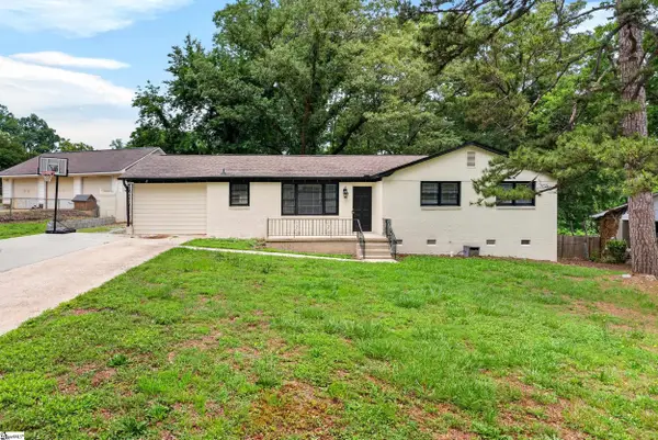 1 Woodleigh Drive, Taylors, SC 29687