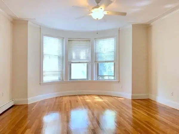 1236 Beacon Street , #2, Brookline, MA 02446