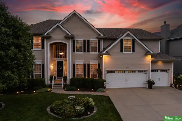 17610 T Street, Omaha, NE 68135