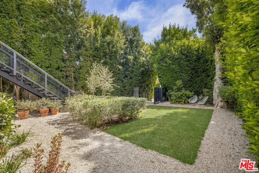 8917 Dorrington Avenue, West Hollywood, CA 90048 - Image #3