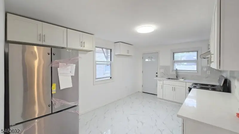76 Baldwin Pl #1, Belleville, NJ 07109 - #2