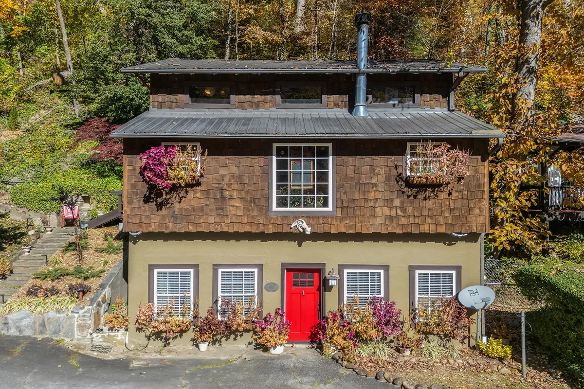 712 Main Street, Chimney Rock, NC 28720 - #1