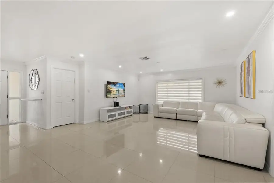 8607 Sandberry Boulevard, Orlando, FL 32819 - Image #2