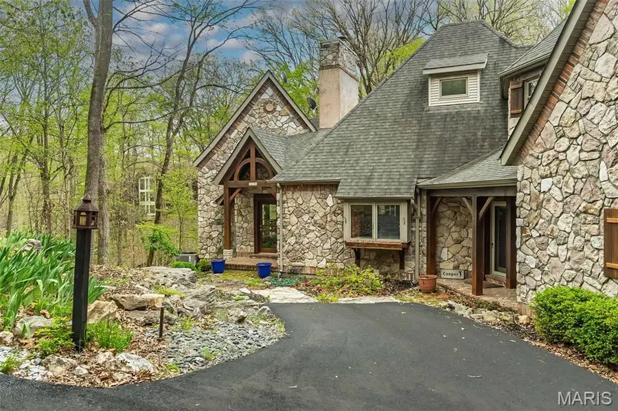 832 Stone Bridge Springs Drive, Wildwood, MO 63005 - #2