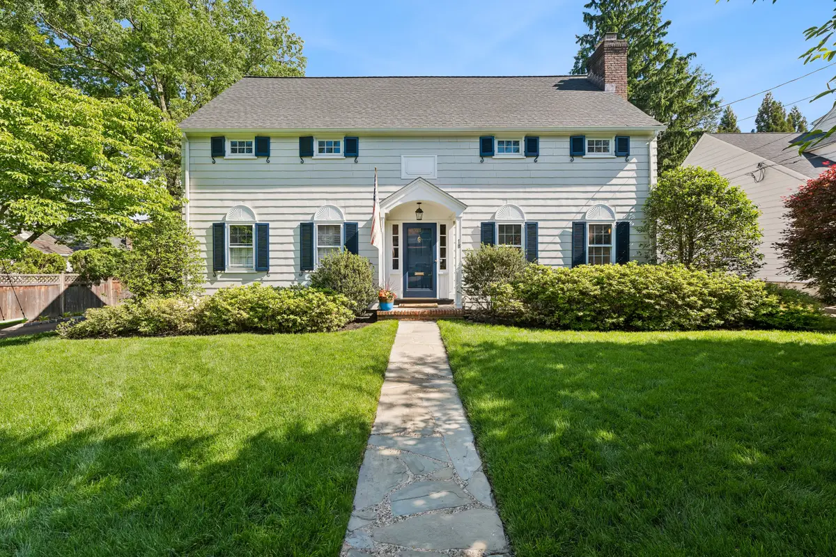 18 Colony Dr, Summit, NJ 07901 - #1