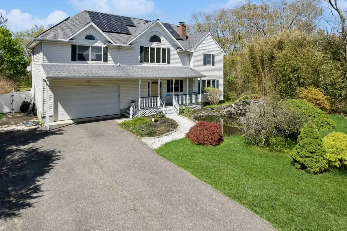 106 S Country Road, Westhampton Beach, NY 11978 - #1