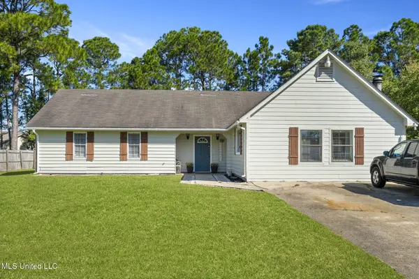 2300 Lewis Gate Drive, Gautier, MS 39553