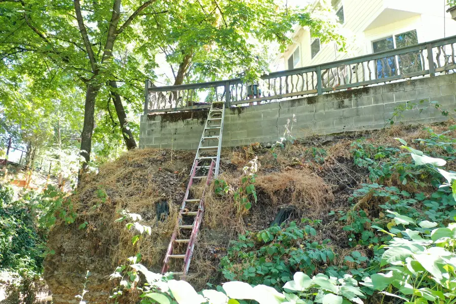 253 SW Central, Grants Pass, OR 97526 - Image #3