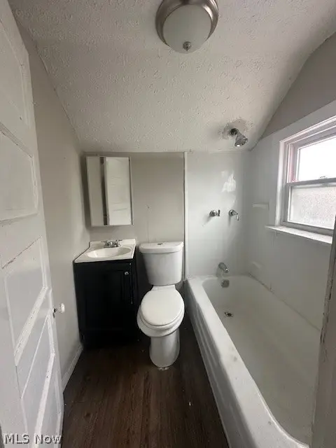 4678 E 147th Street, Cleveland, OH 44128 - #3