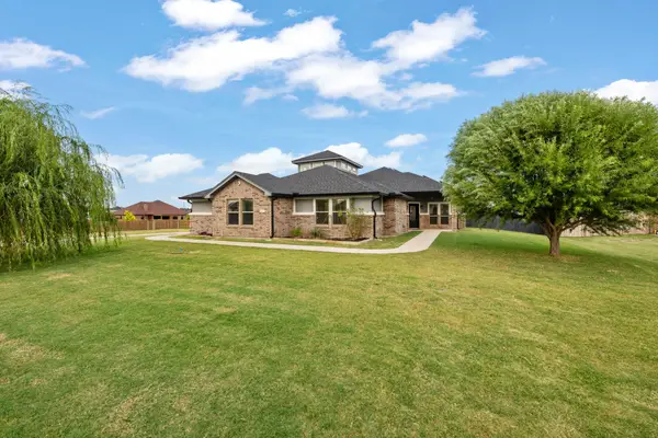 9407 Bozon Hill Dr, Salado, TX 76571