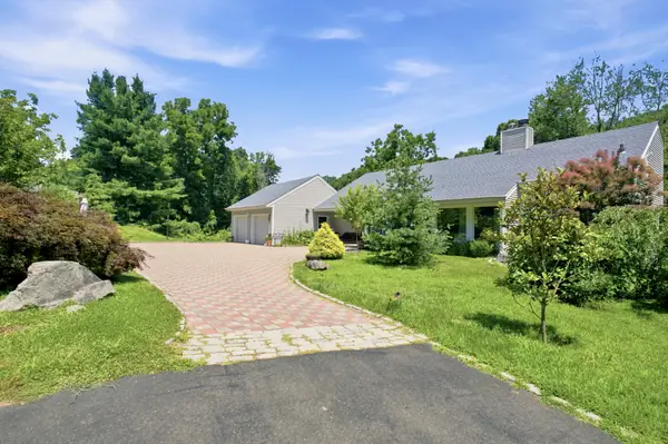 71 Blackberry Drive, Stamford, CT 06903
