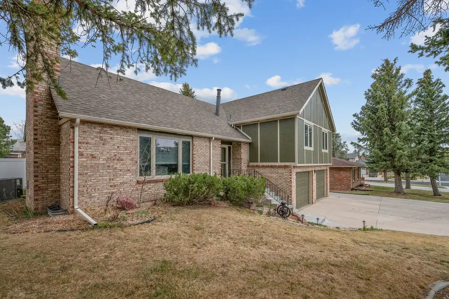 7209 Hawthorne Dr, Cheyenne, WY 82009 - #2