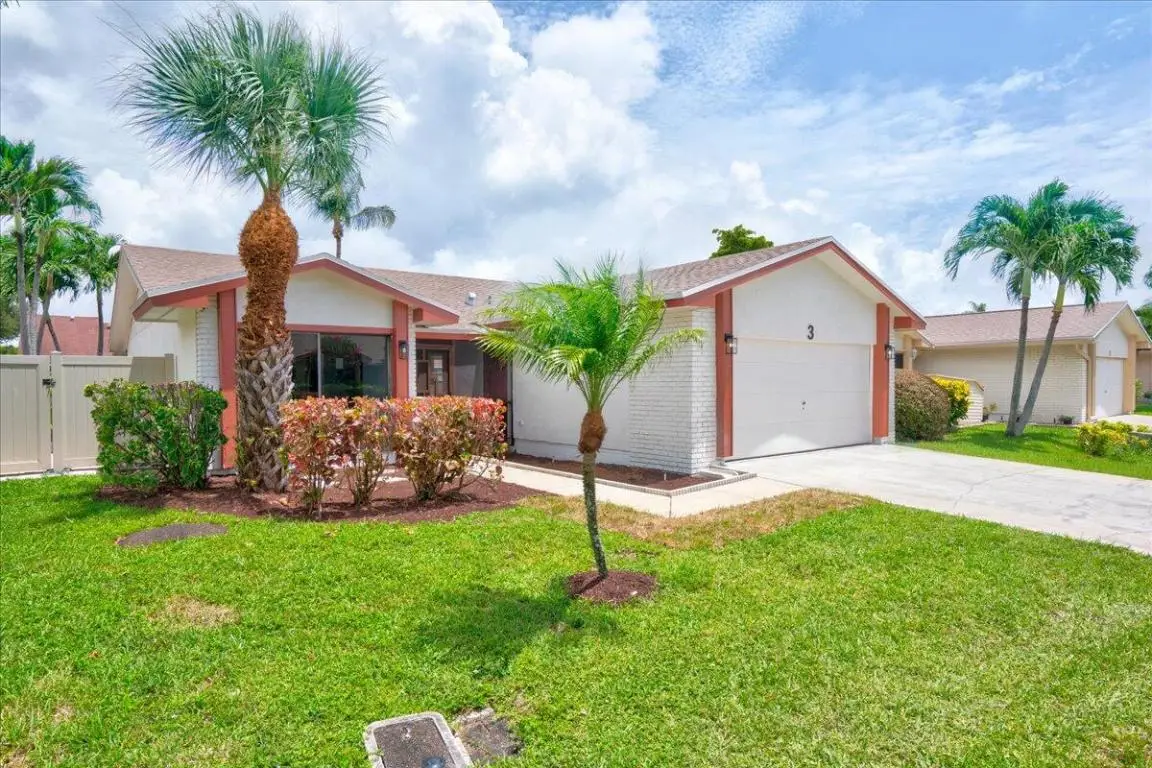 3 Fawlkland Circle, Boynton Beach, FL 33426 - #1