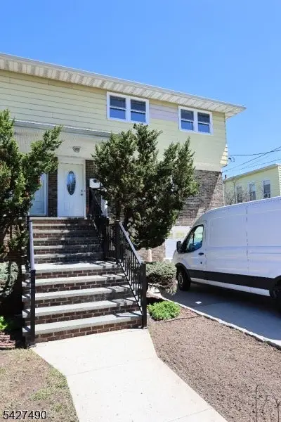 210 Walnut St #R, Garwood, NJ 07027 - #2