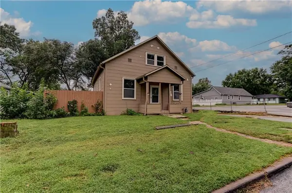 931 Kickapoo Street, Leavenworth, KS 66048