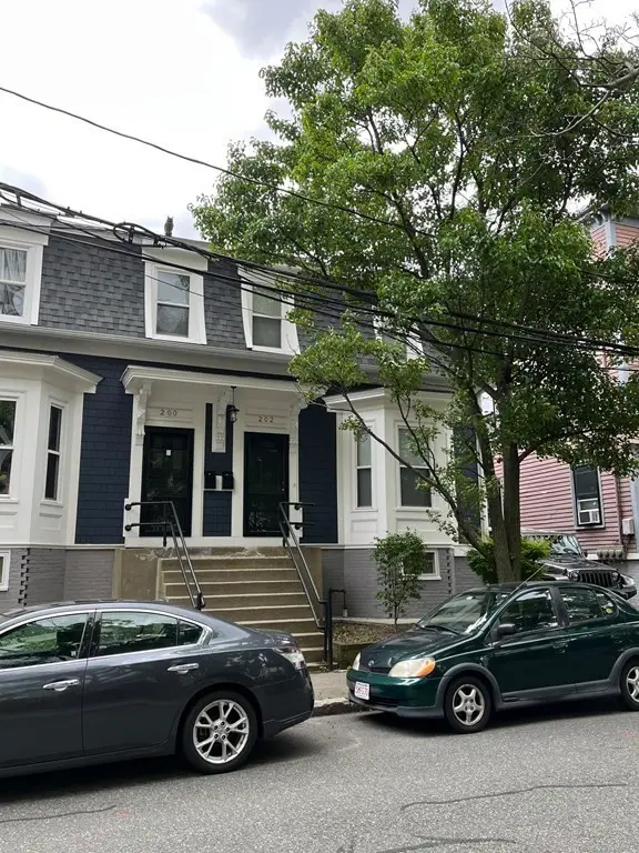 202 Banks , 202, Cambridge, MA 02138