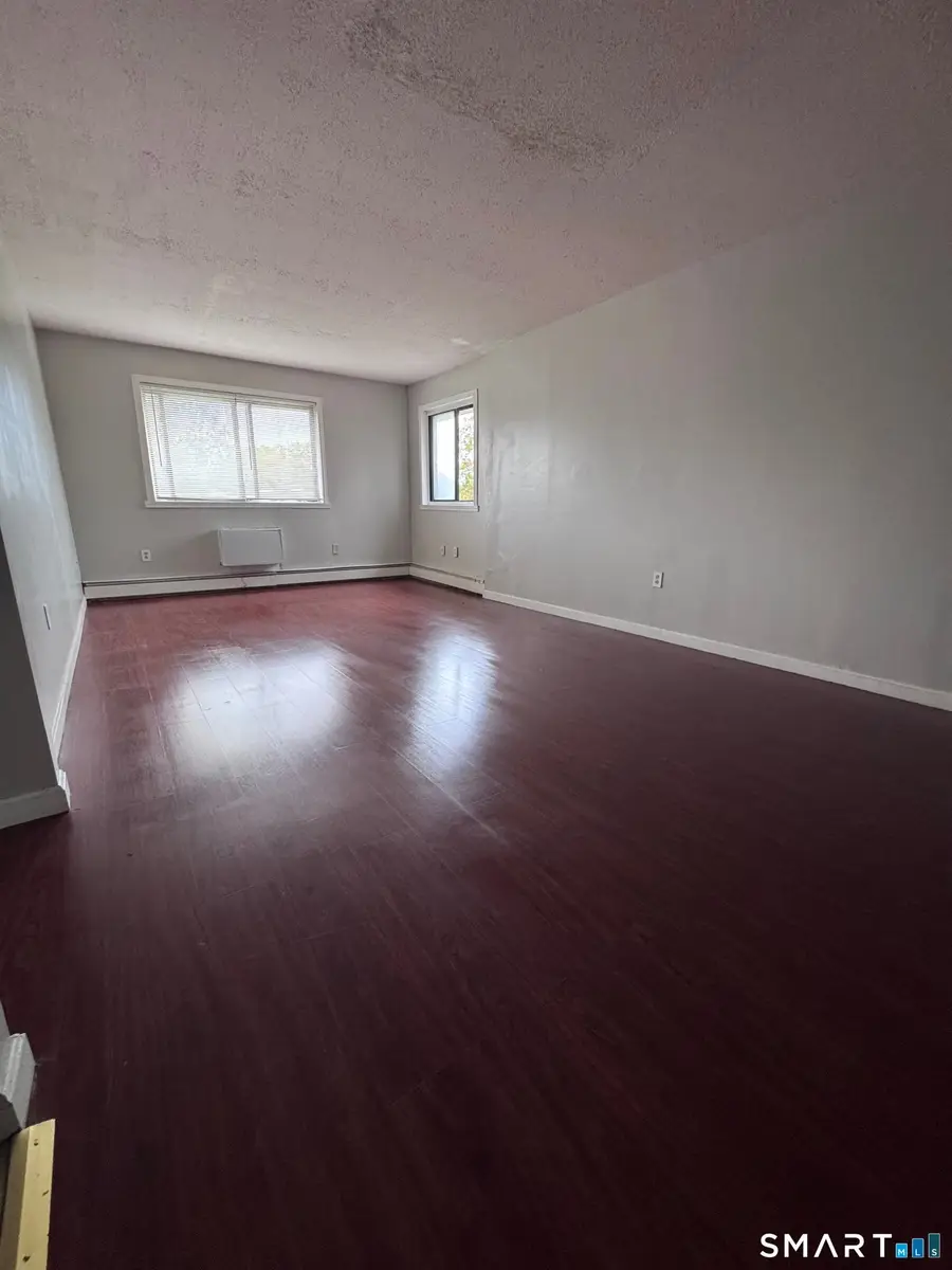 54 Grafton Street #C2, Hartford, CT 06106 - #2