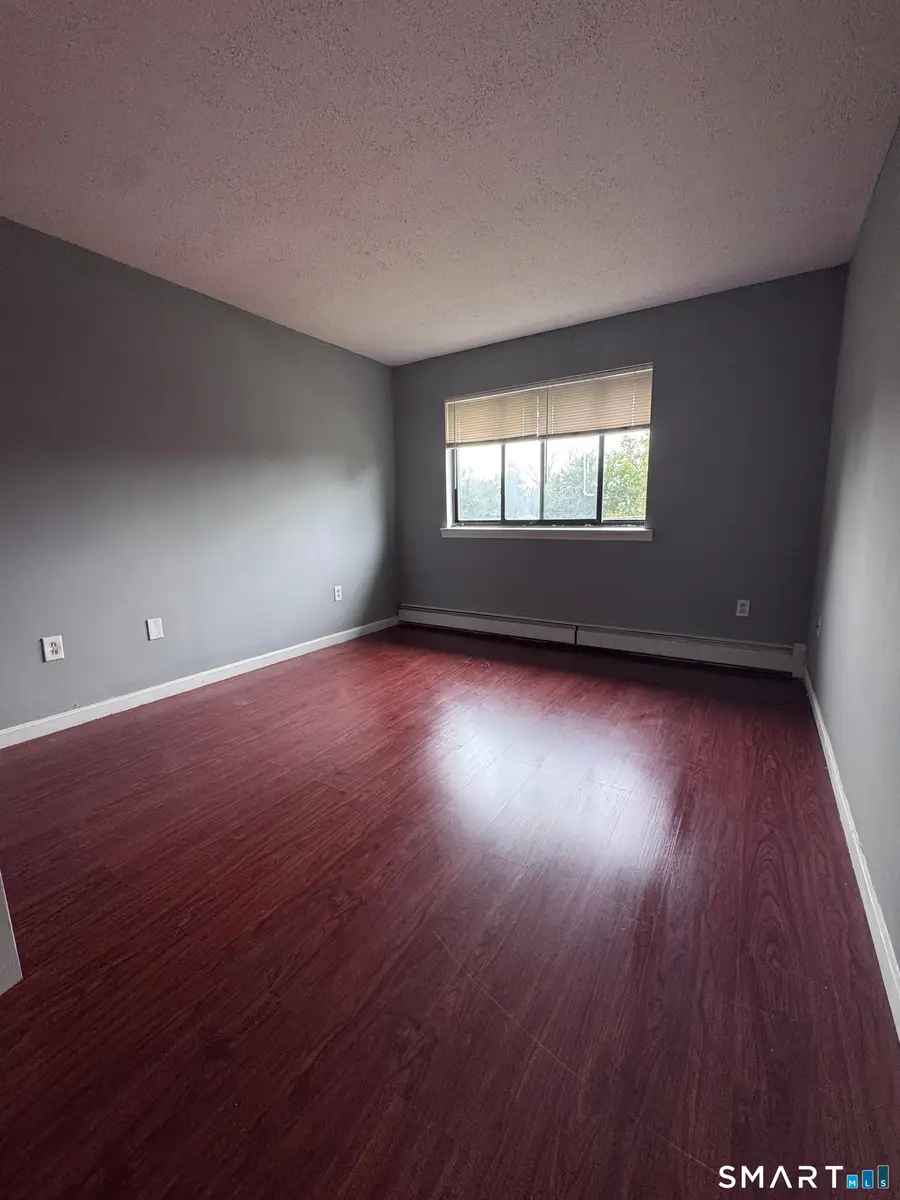 54 Grafton Street #C2, Hartford, CT 06106 - #3