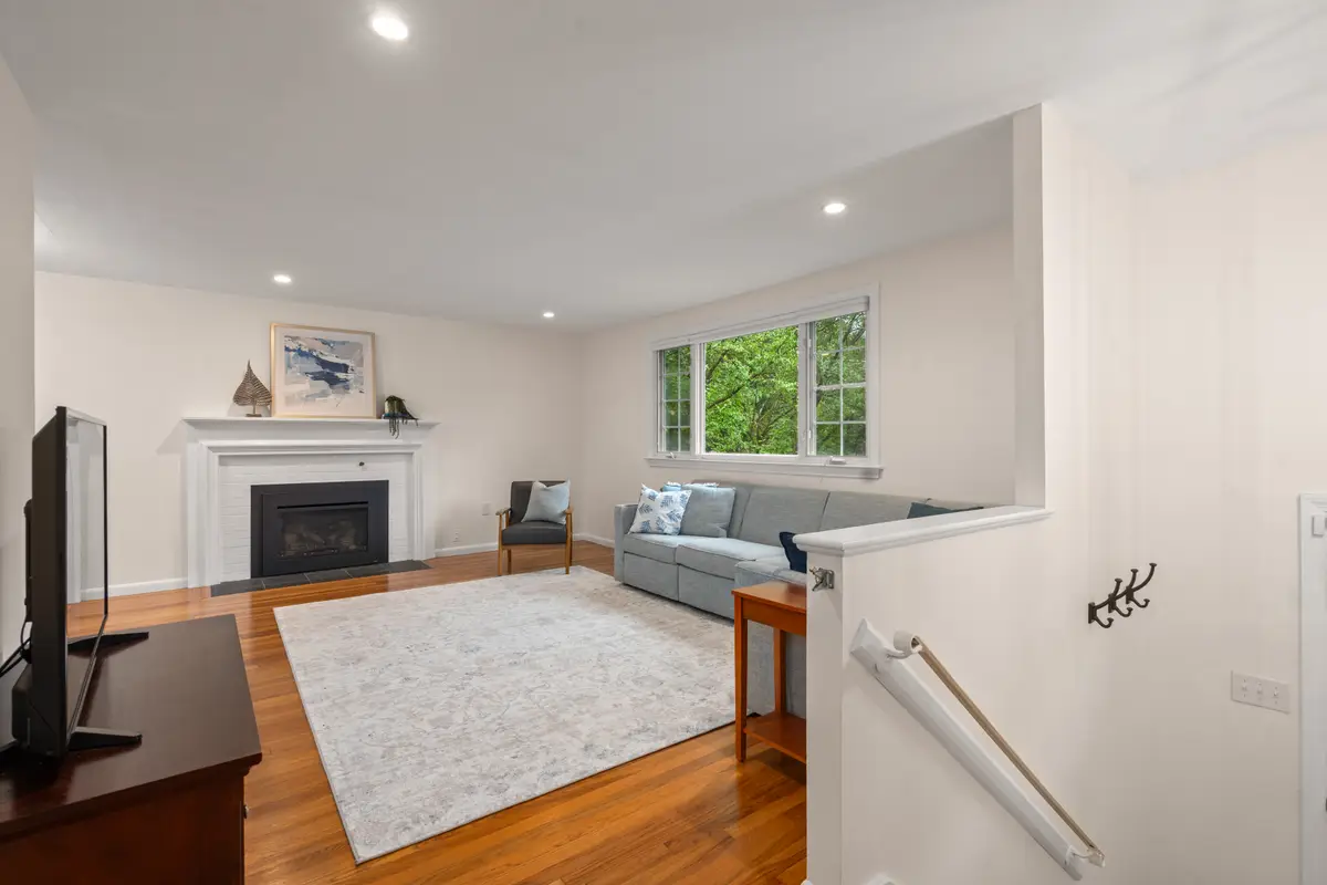 4 Woodmere, Framingham, MA 01701 - #1